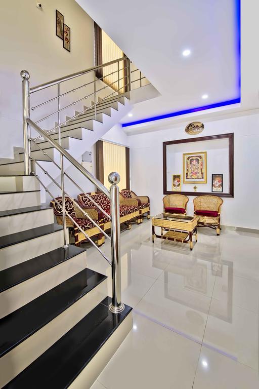 Rams Guest House Near Lulu Mall 特里凡得琅 外观 照片