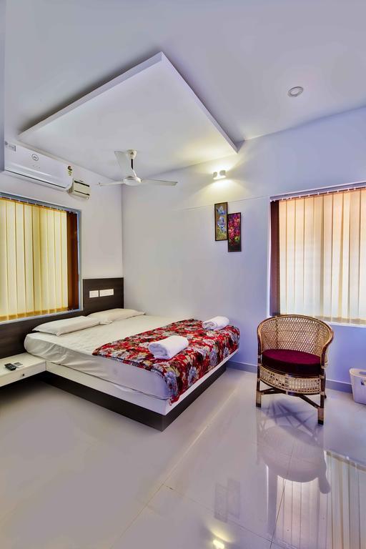 Rams Guest House Near Lulu Mall 特里凡得琅 外观 照片