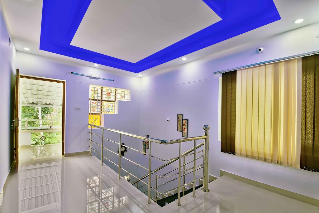 Rams Guest House Near Lulu Mall 特里凡得琅 外观 照片