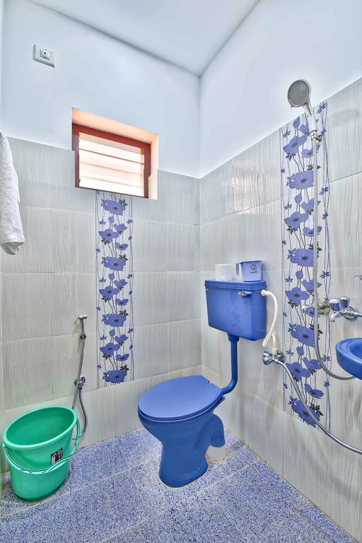 Rams Guest House Near Lulu Mall 特里凡得琅 外观 照片